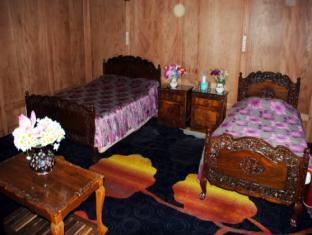 The Mughal Sheraton Houseboat Ξενοδοχείο Durgjan Εξωτερικό φωτογραφία
